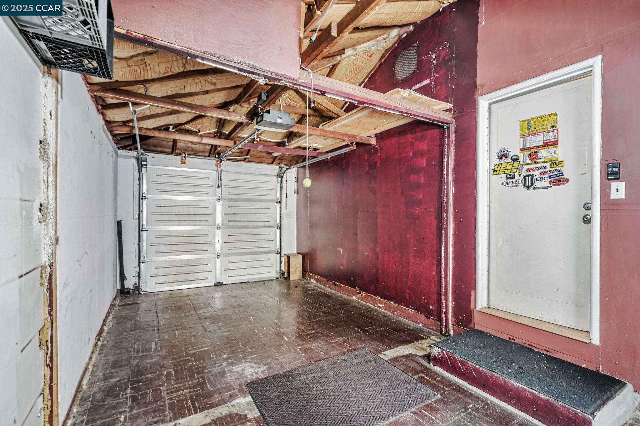 240 Ano Ave