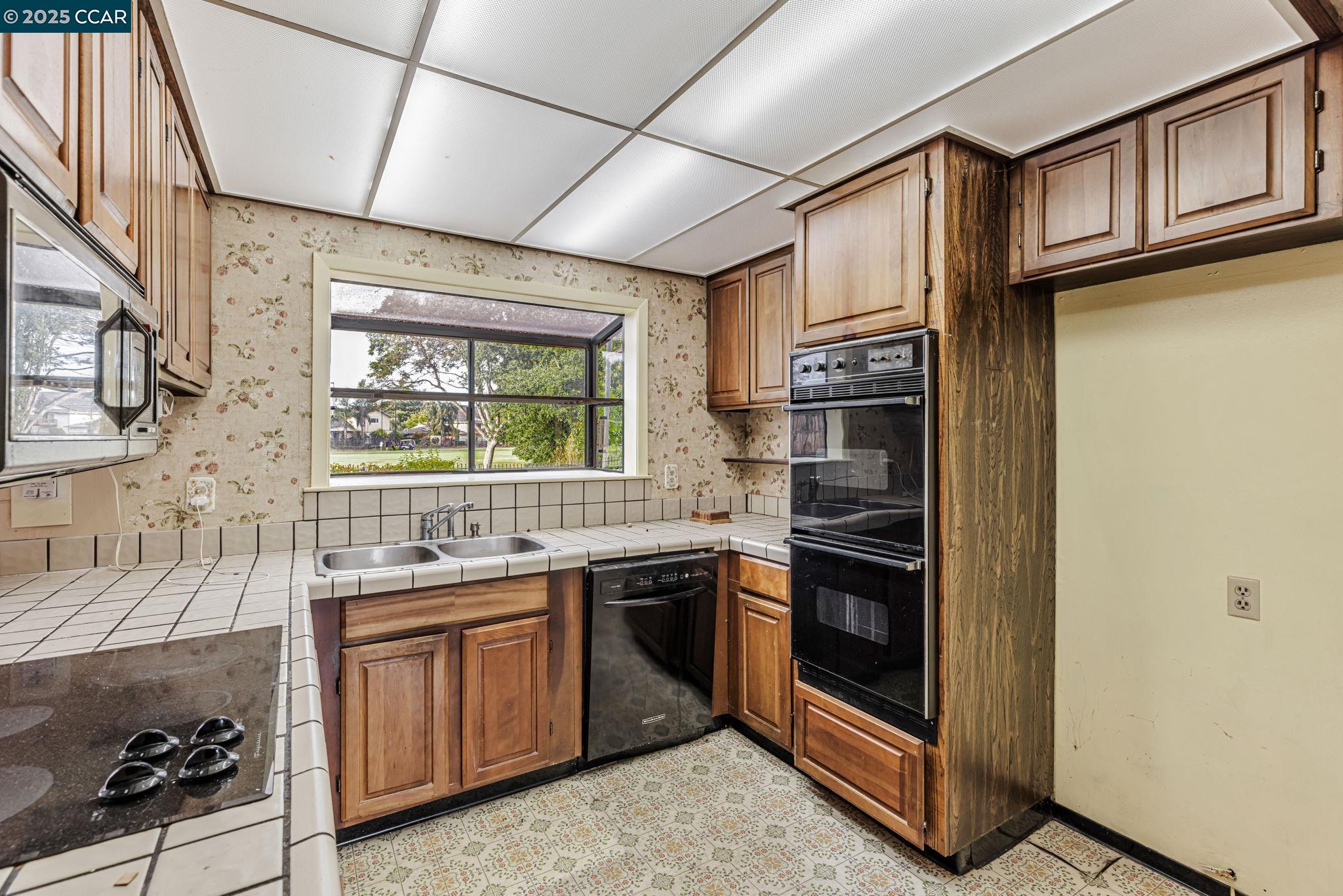 9610 Belle Meade Dr