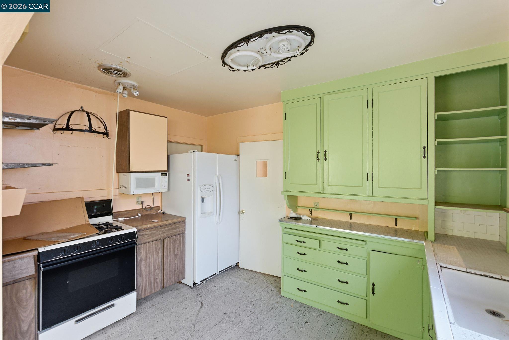 549 Santa Barbara Rd