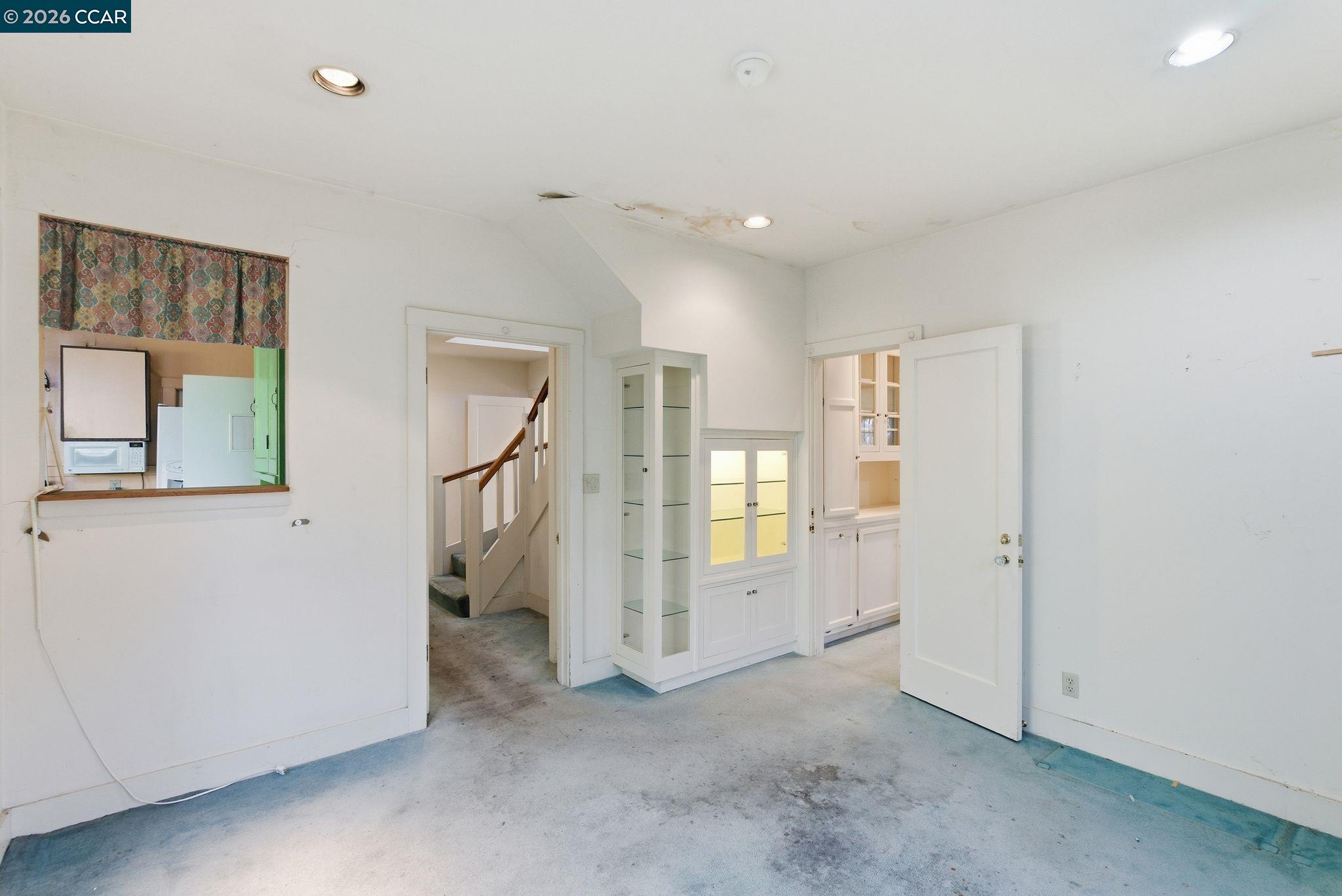 549 Santa Barbara Rd