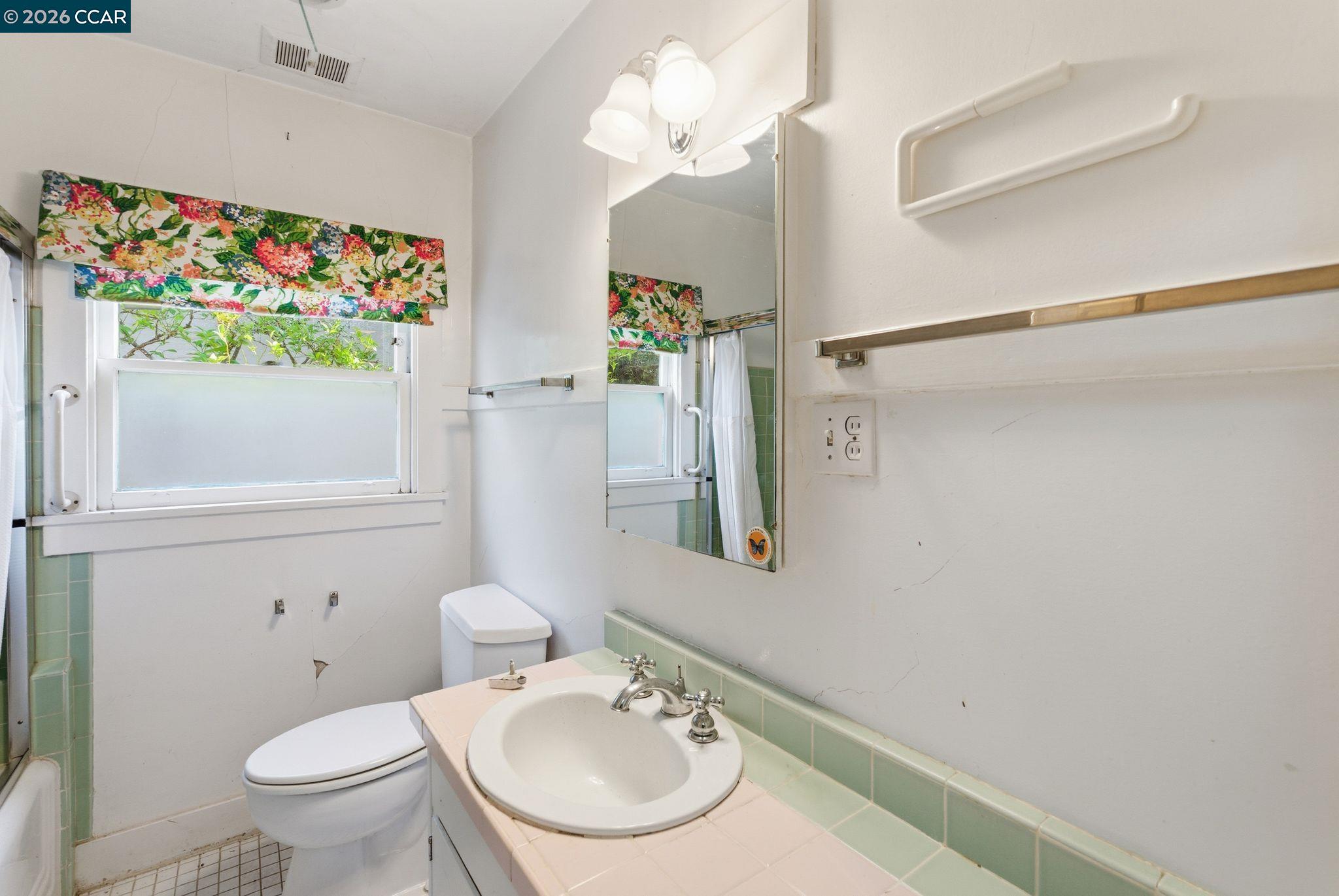 549 Santa Barbara Rd