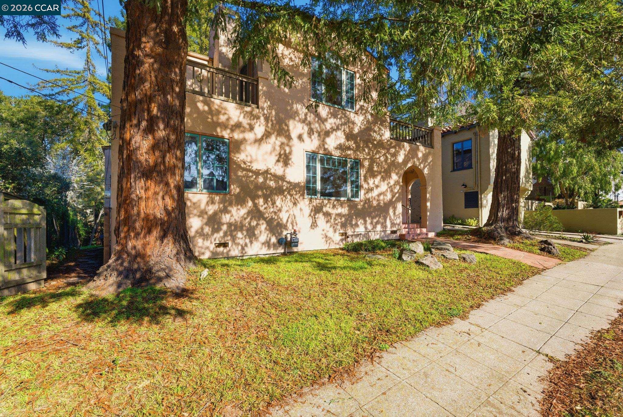 549 Santa Barbara Rd