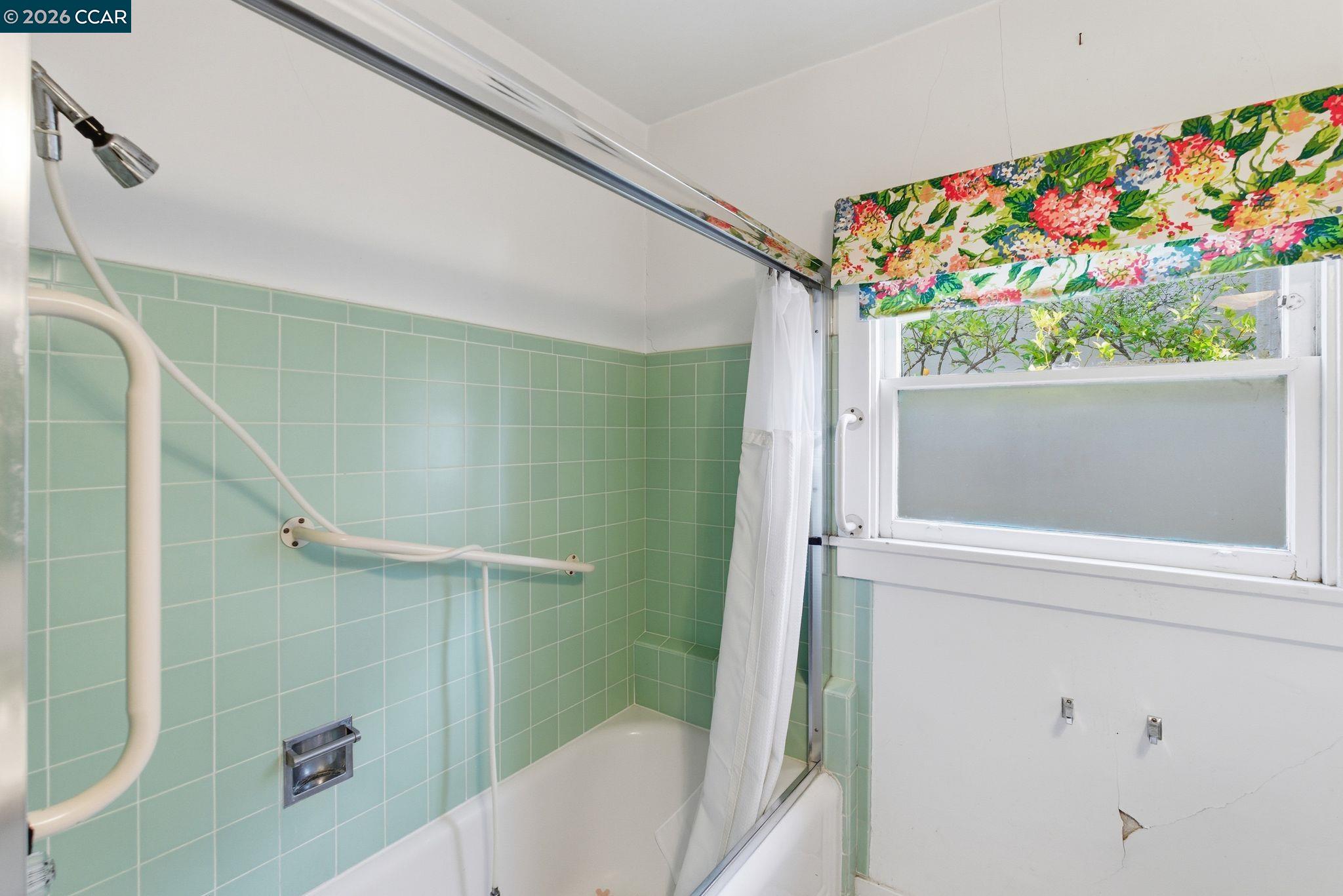 549 Santa Barbara Rd