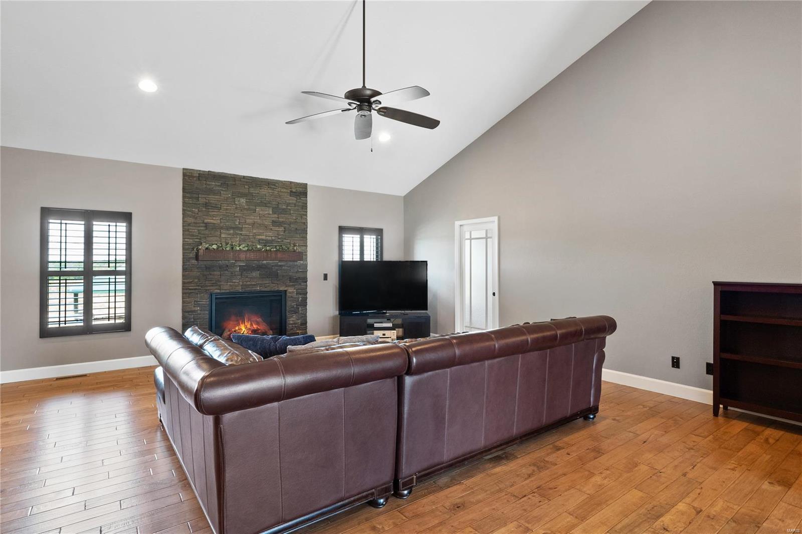 1509 Shadow Ridge Lane