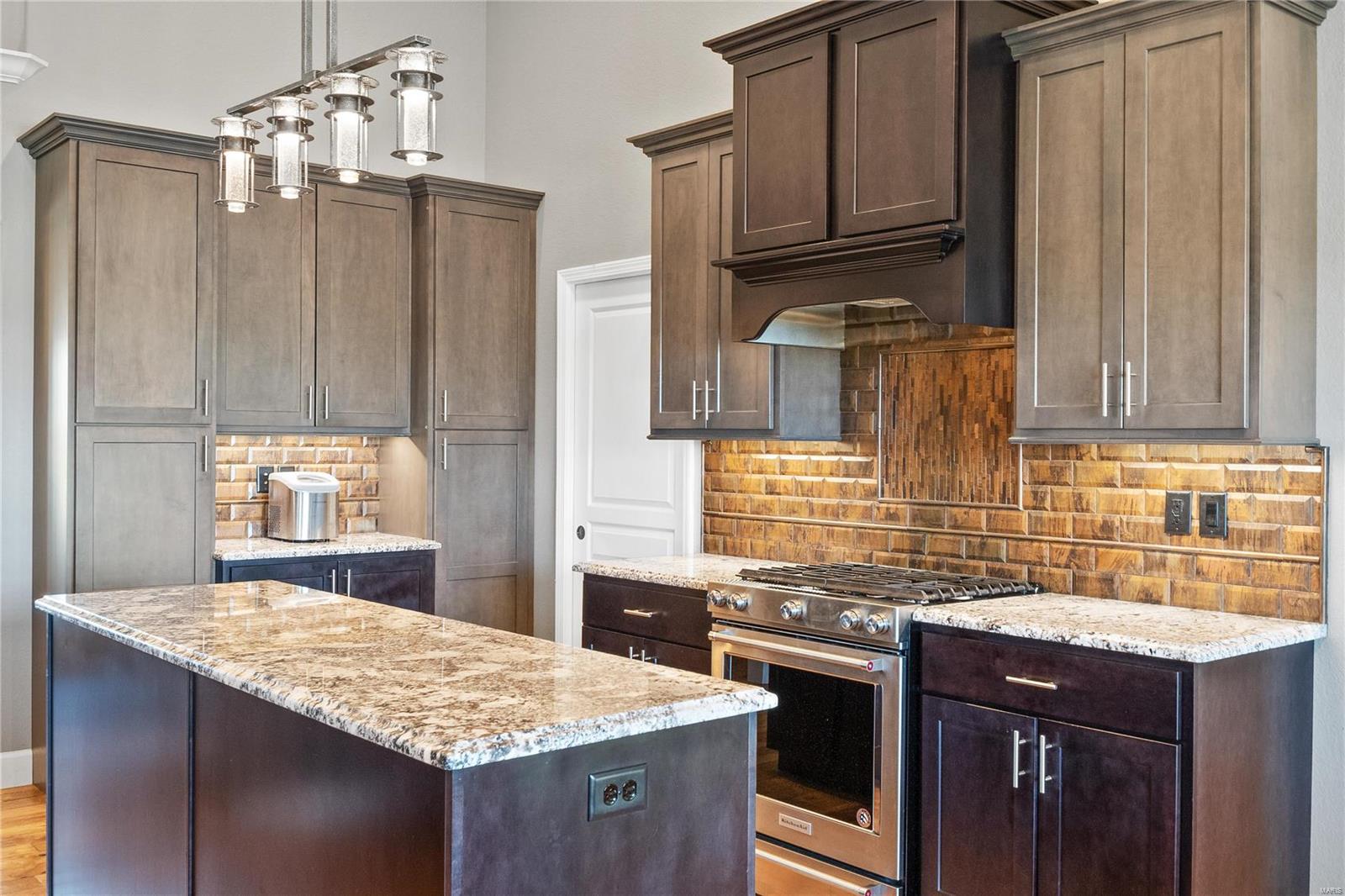 1509 Shadow Ridge Lane