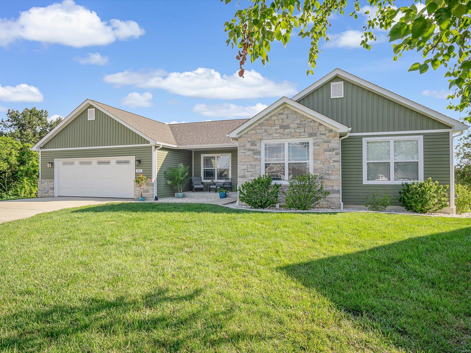 307 Independence Avenue