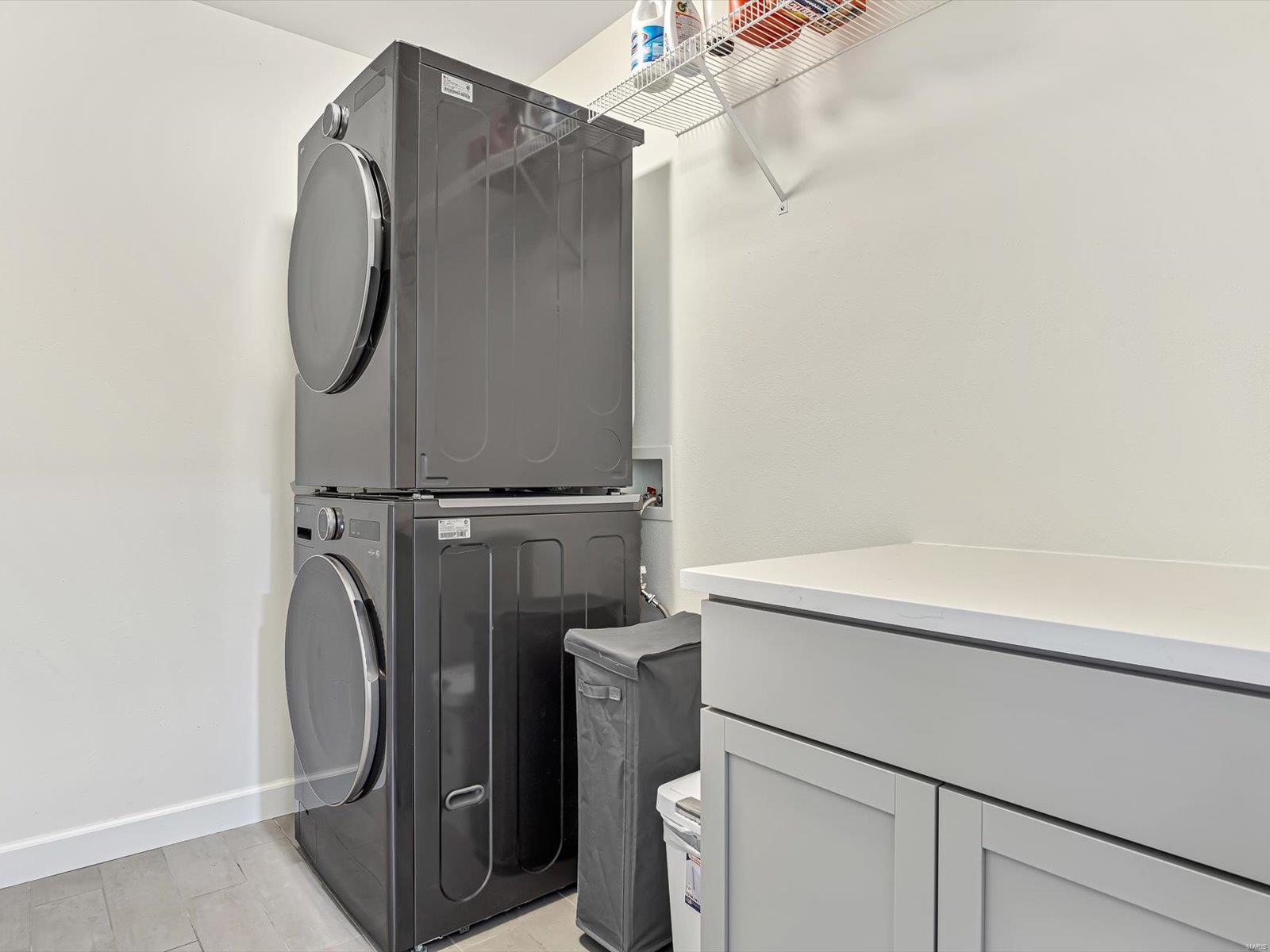 307 Independence Avenue