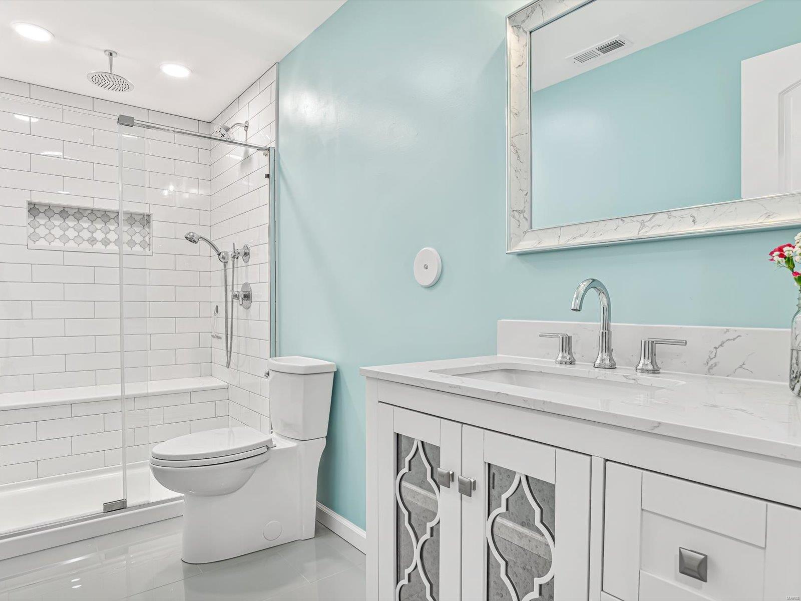 307 Independence Avenue