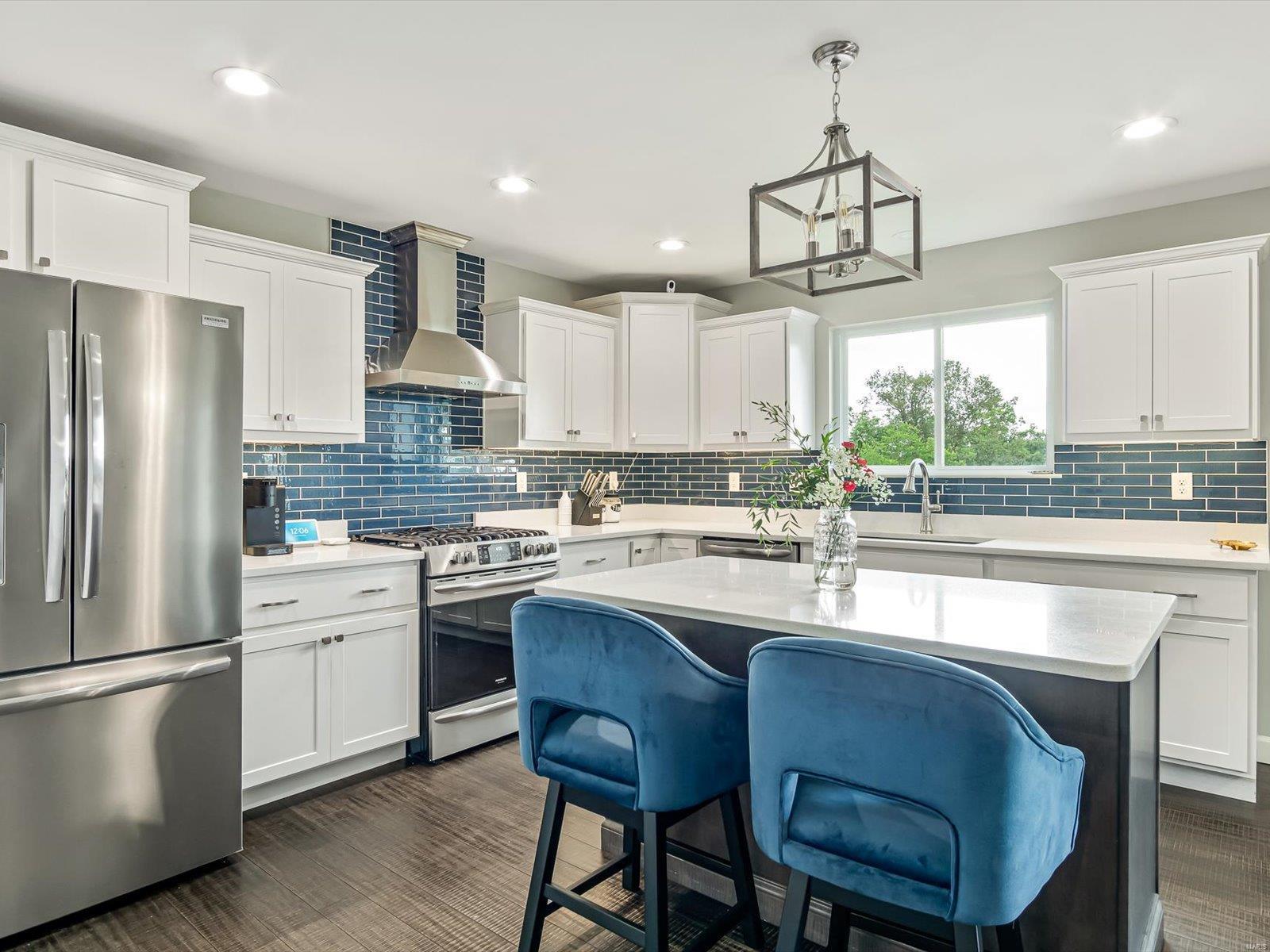 307 Independence Avenue