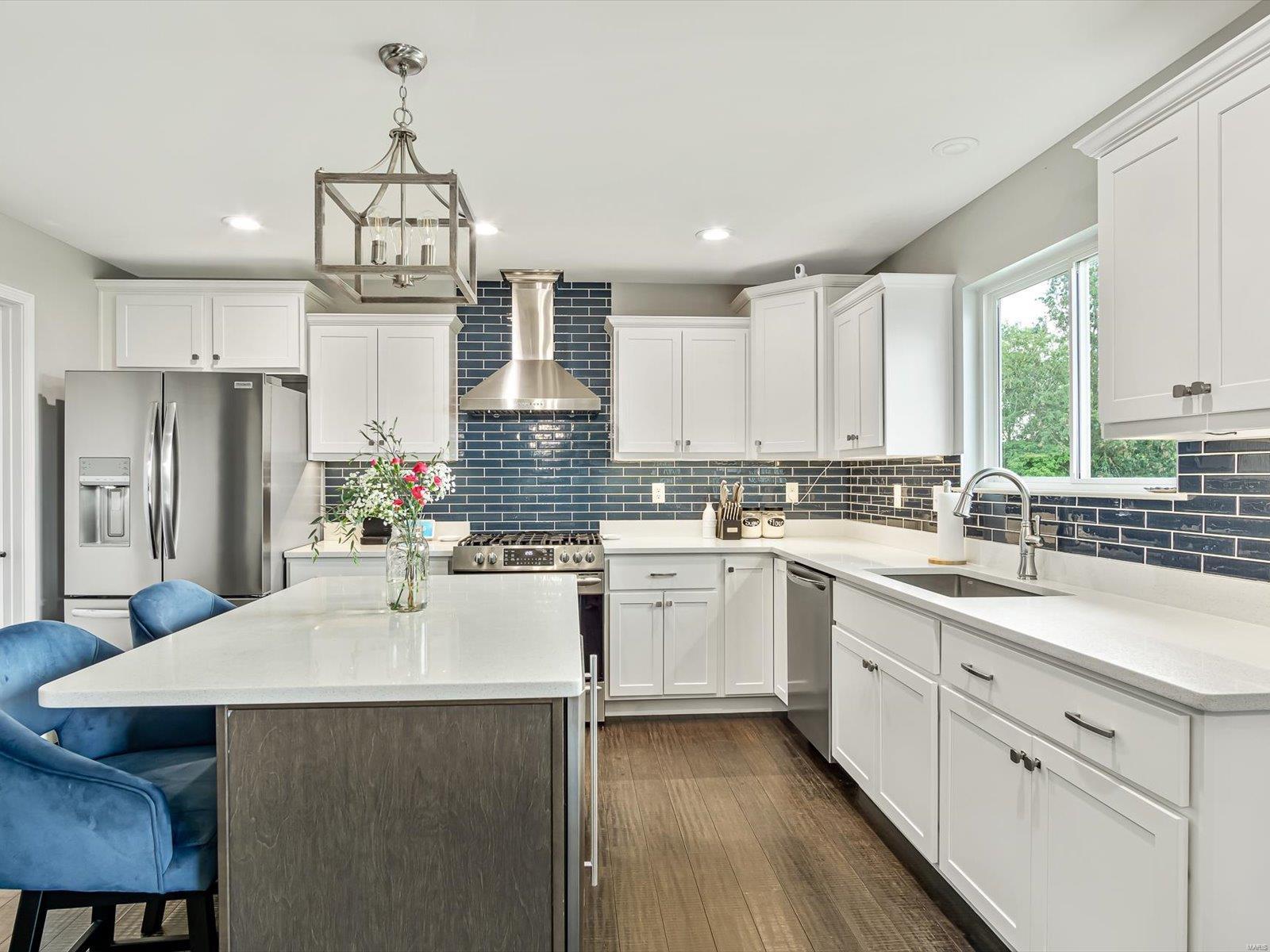 307 Independence Avenue