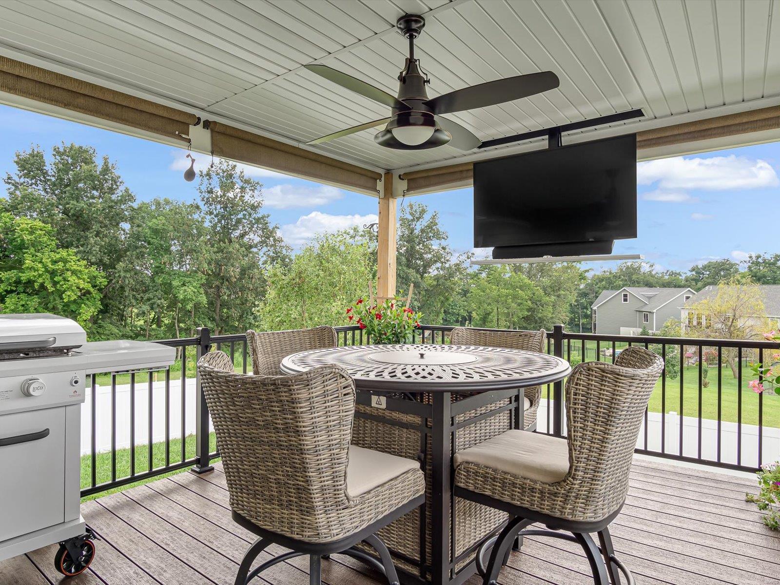 307 Independence Avenue