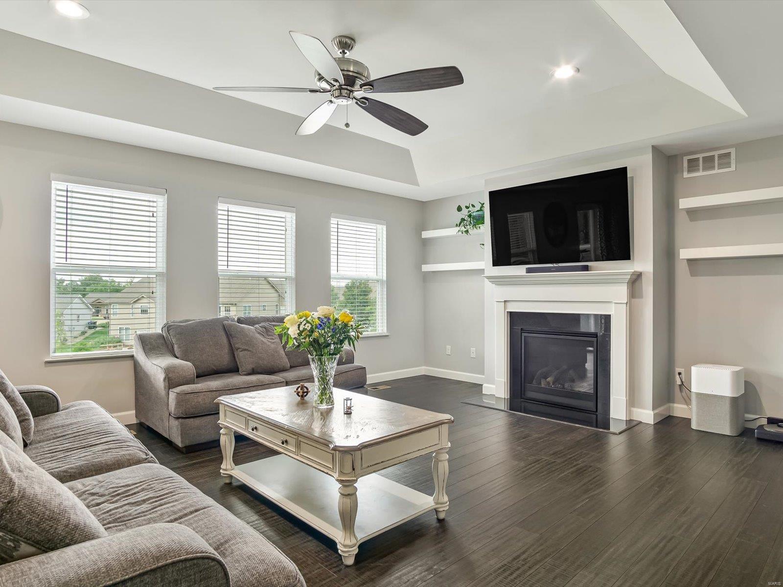 307 Independence Avenue