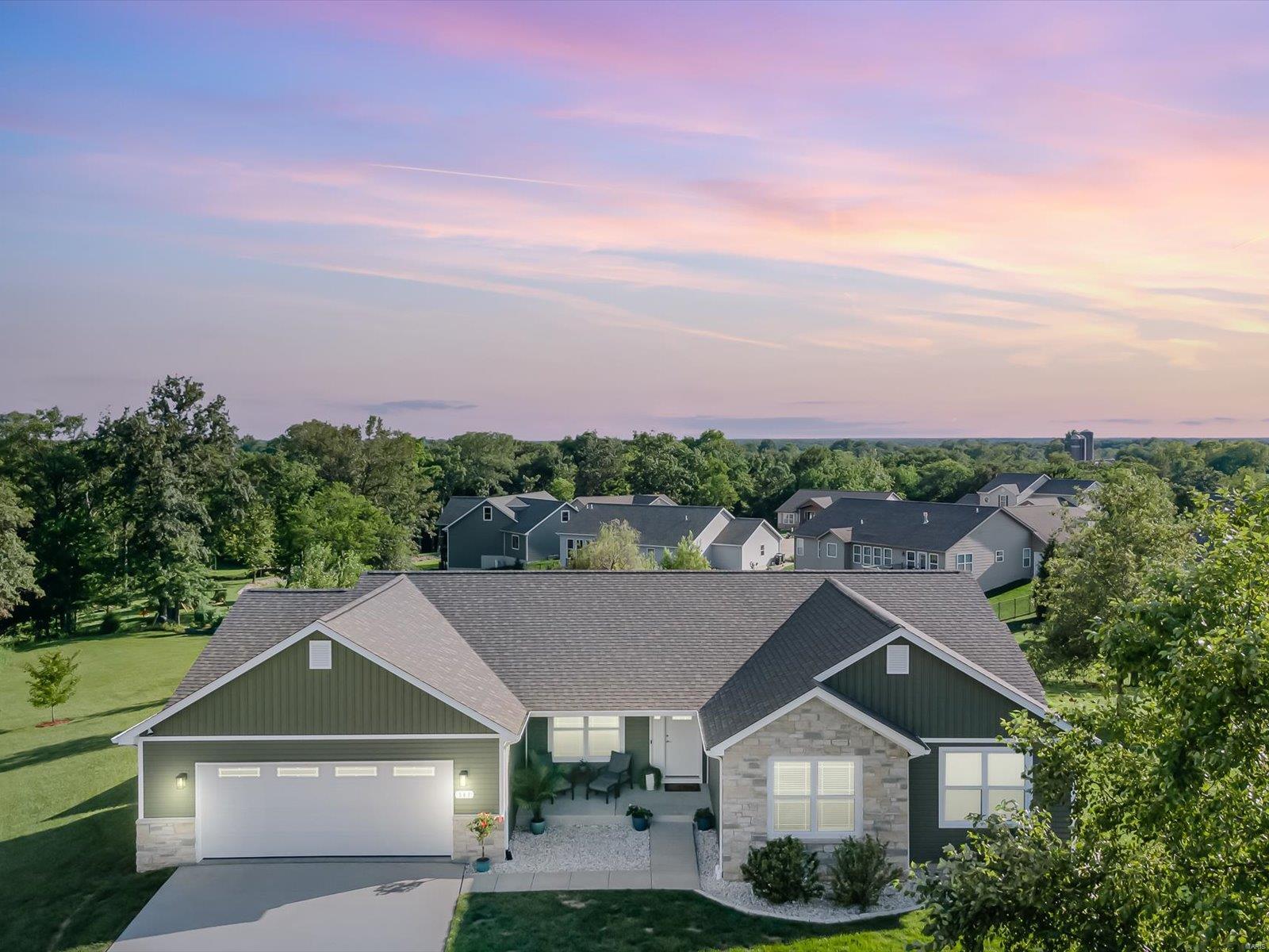 307 Independence Avenue