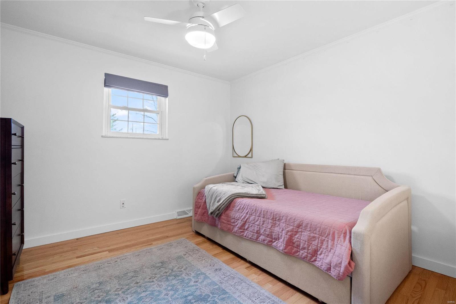 530 W Parkview Drive