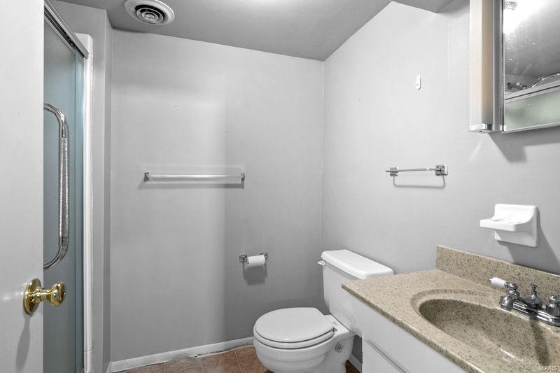 530 W Parkview Drive