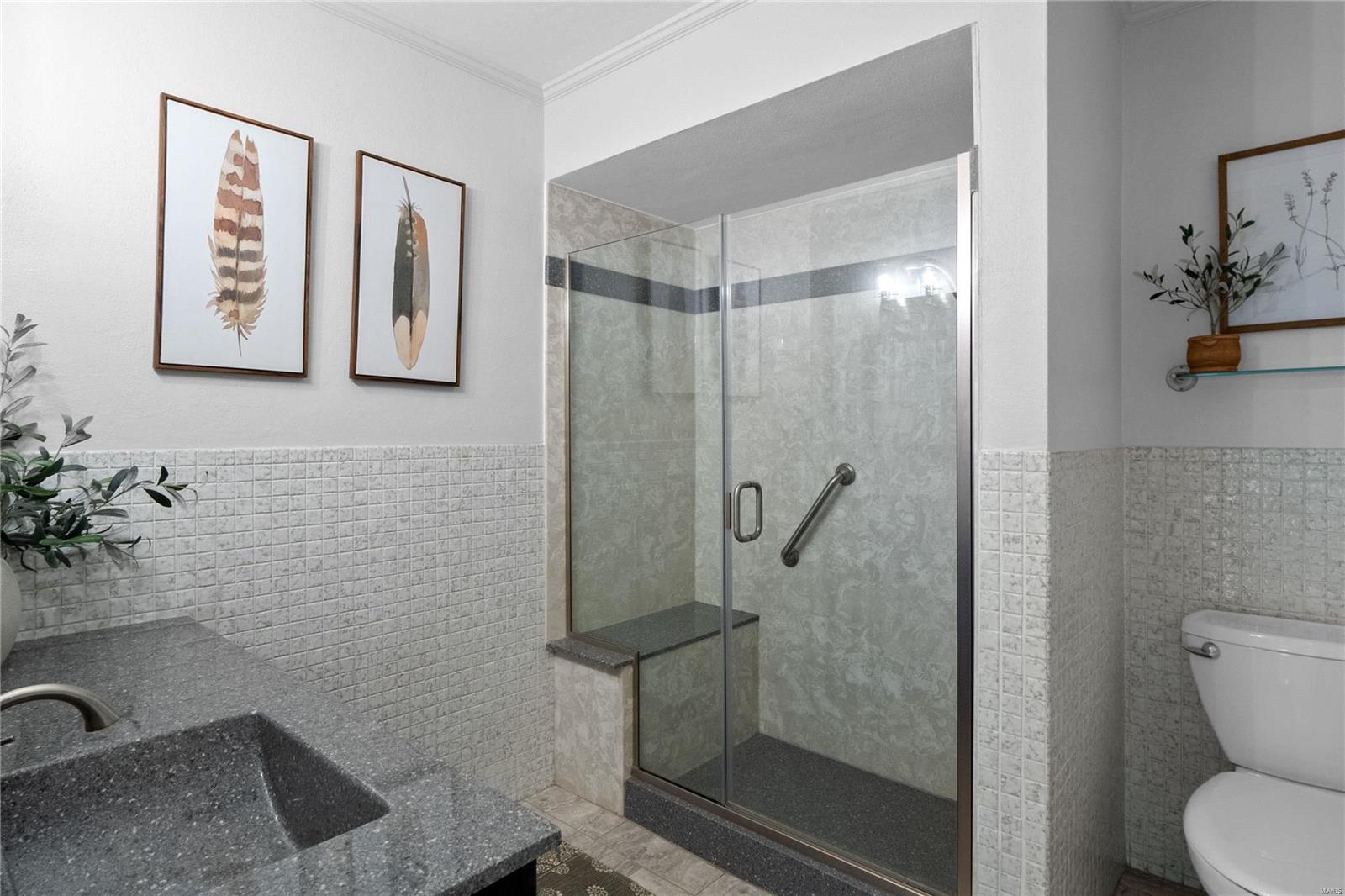 530 W Parkview Drive