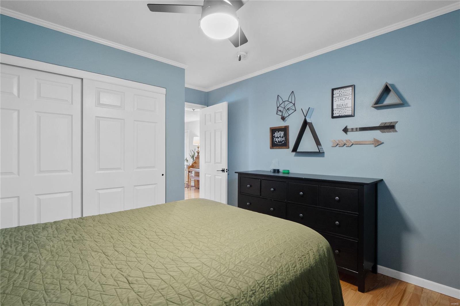 530 W Parkview Drive