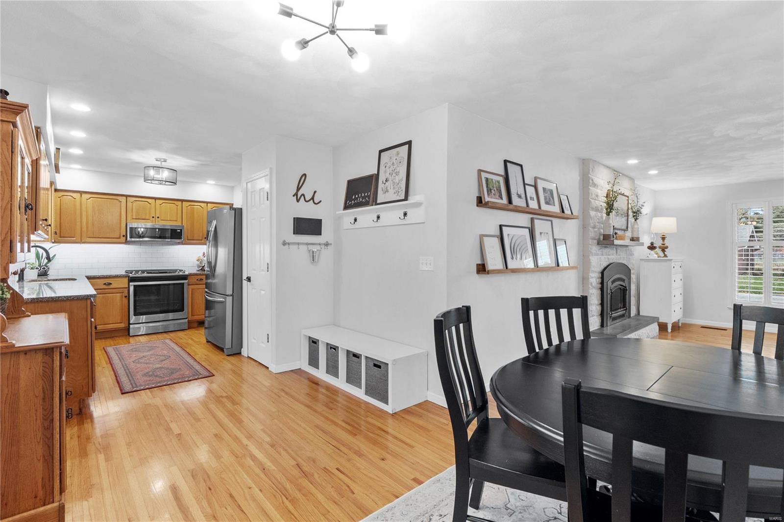 530 W Parkview Drive