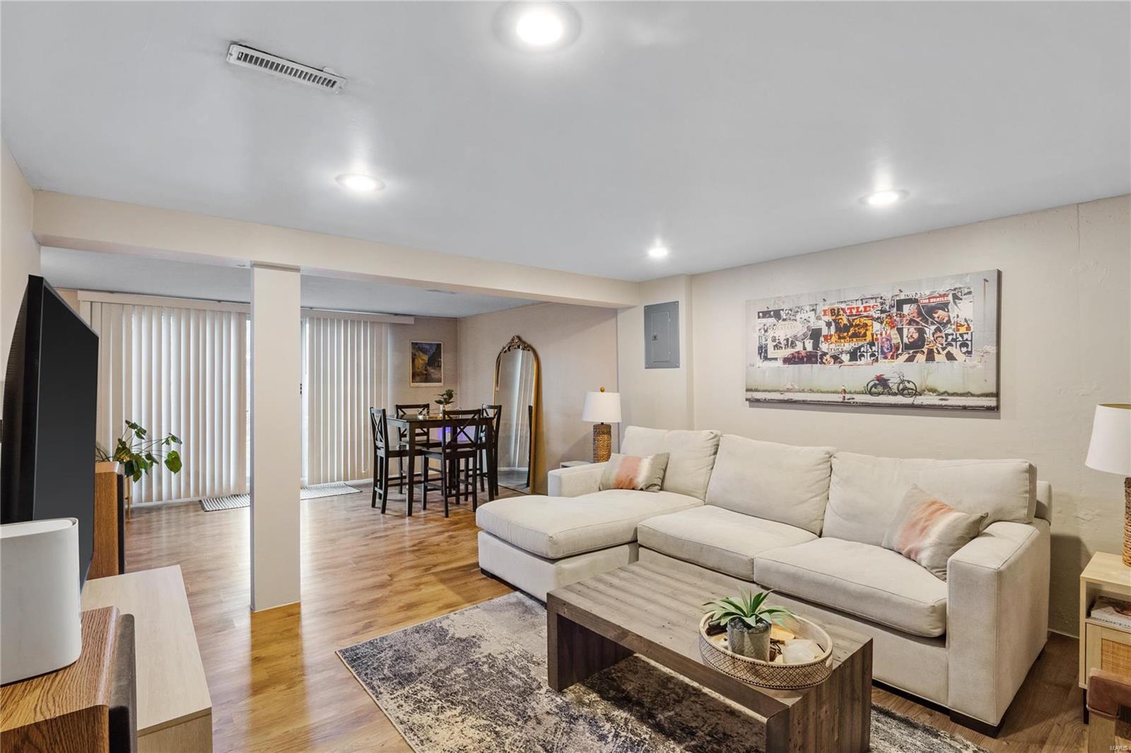 24 Country Squire Lane