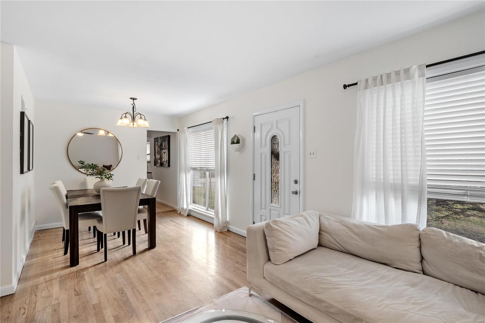 24 Country Squire Lane