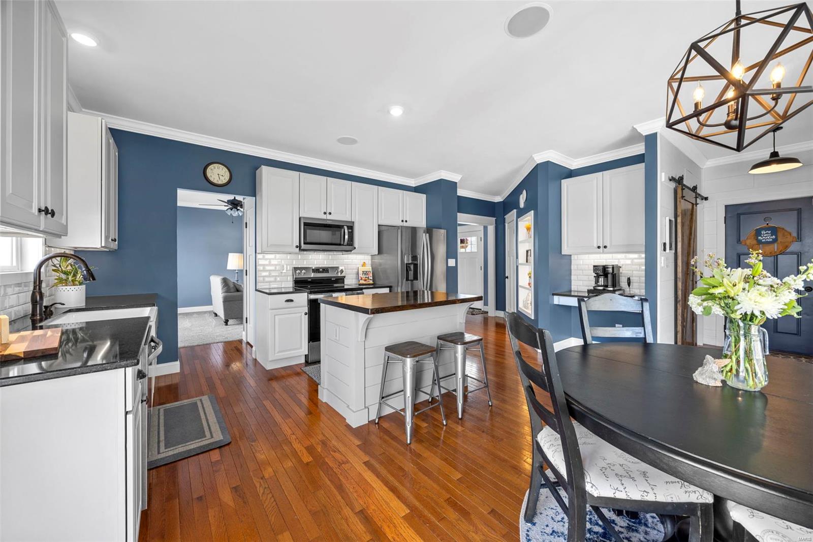 508 Cottage Crossing