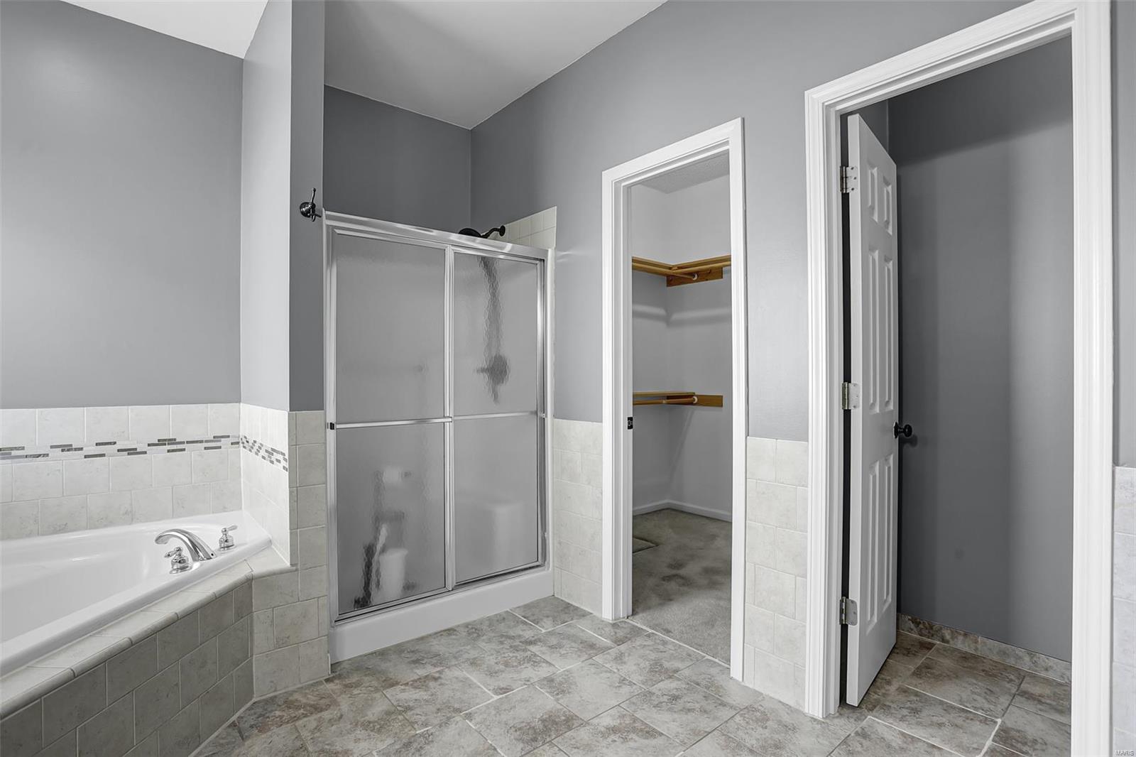 2720 Lake Lucerne Drive