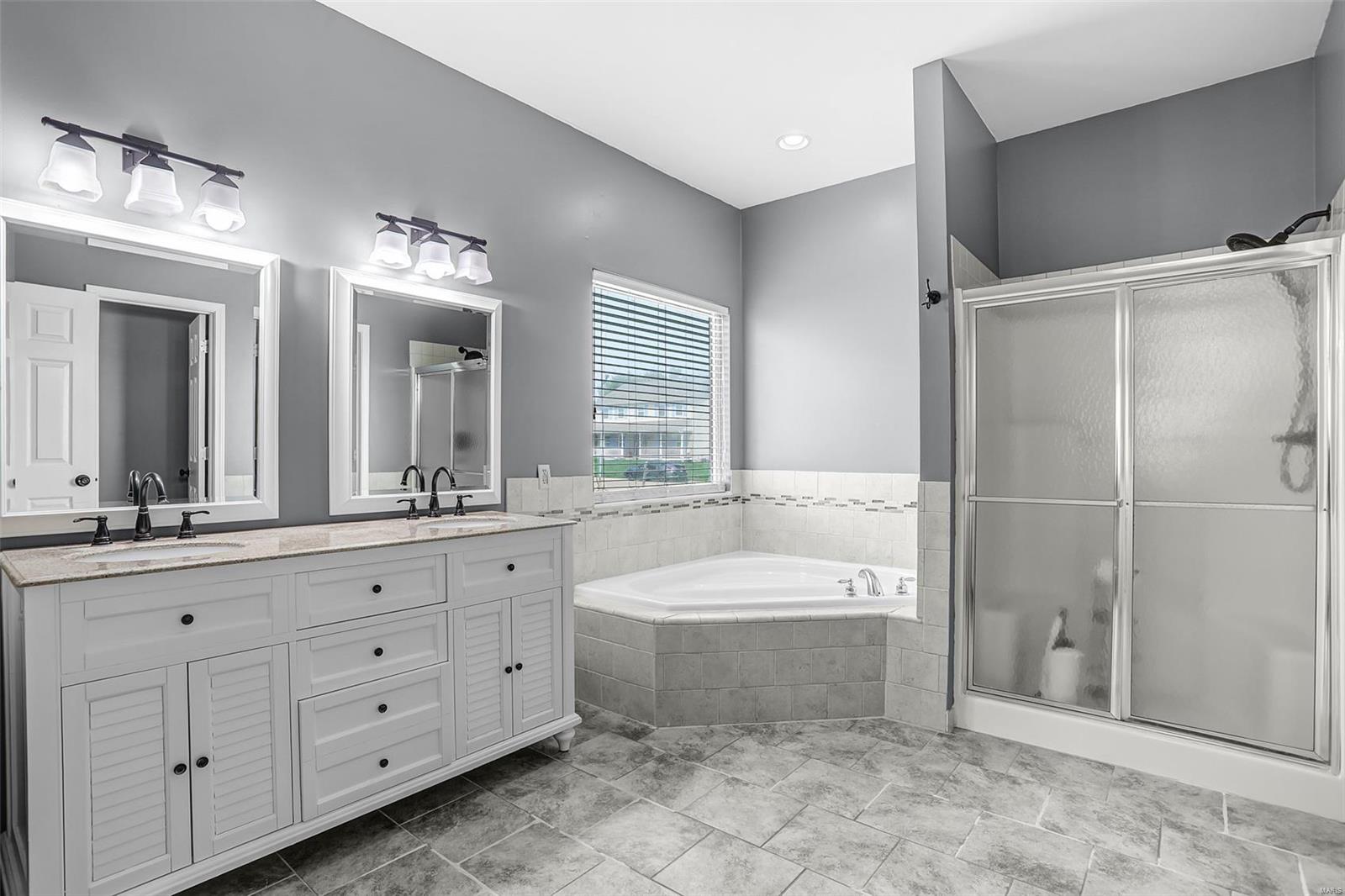 2720 Lake Lucerne Drive