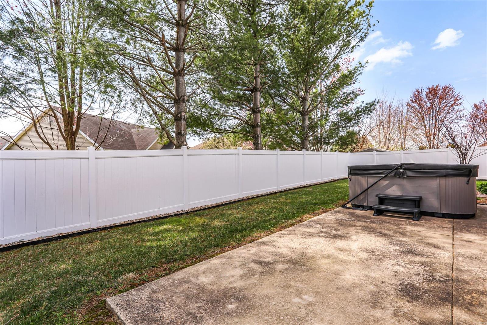 2720 Lake Lucerne Drive