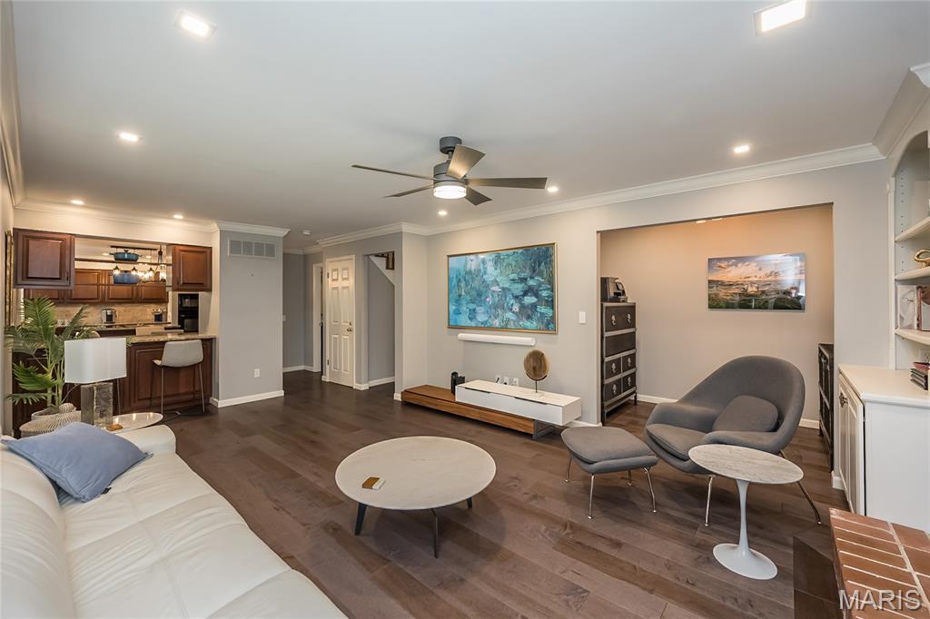 1712 Eldon Ridge Court