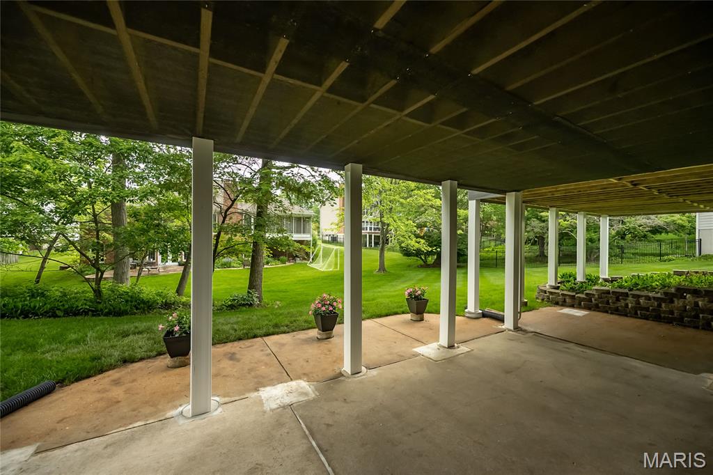 1712 Eldon Ridge Court
