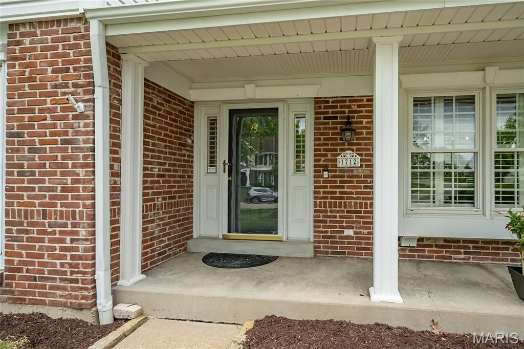 1712 Eldon Ridge Court