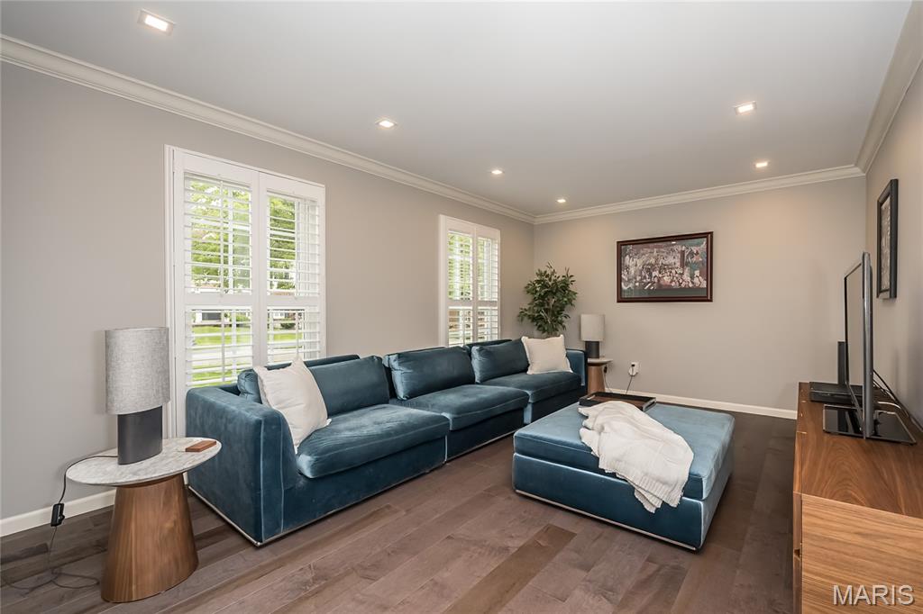 1712 Eldon Ridge Court