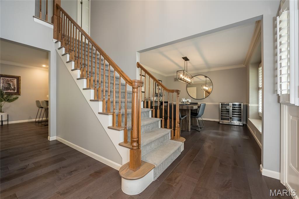 1712 Eldon Ridge Court