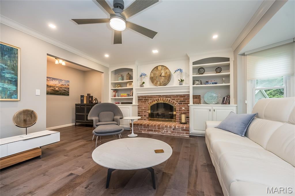 1712 Eldon Ridge Court