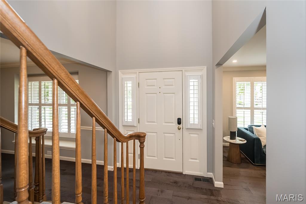 1712 Eldon Ridge Court