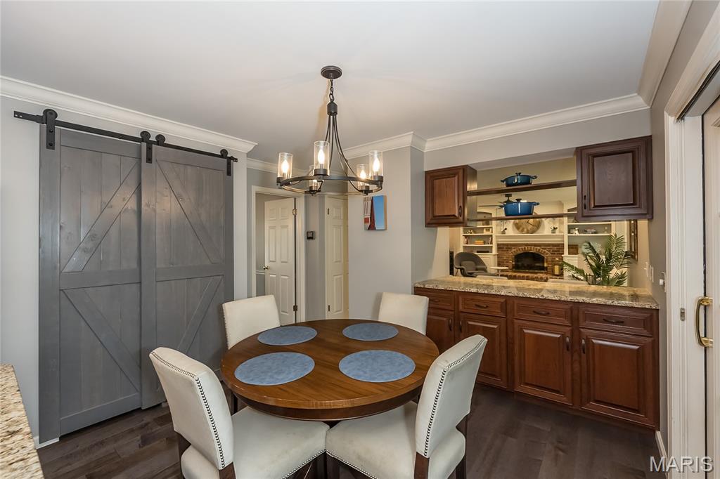 1712 Eldon Ridge Court