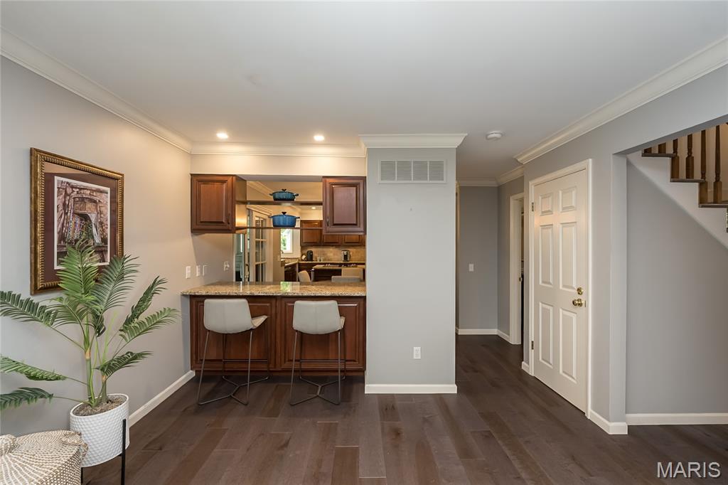 1712 Eldon Ridge Court