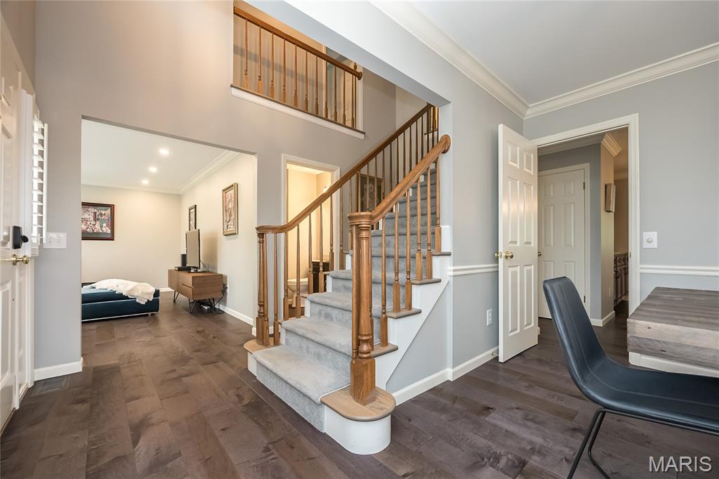 1712 Eldon Ridge Court