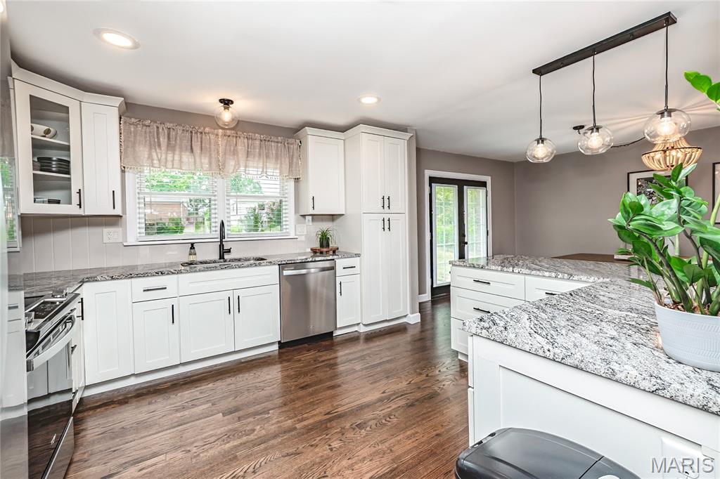 5162 Towne Centre Drive