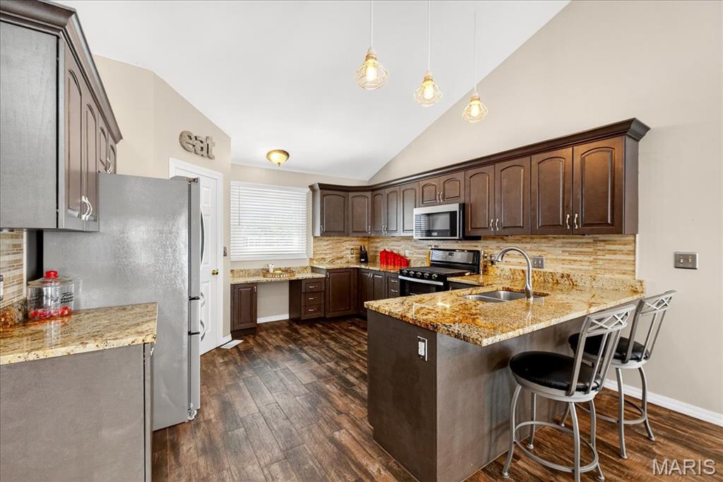 1414 Carriage Bridge Trail