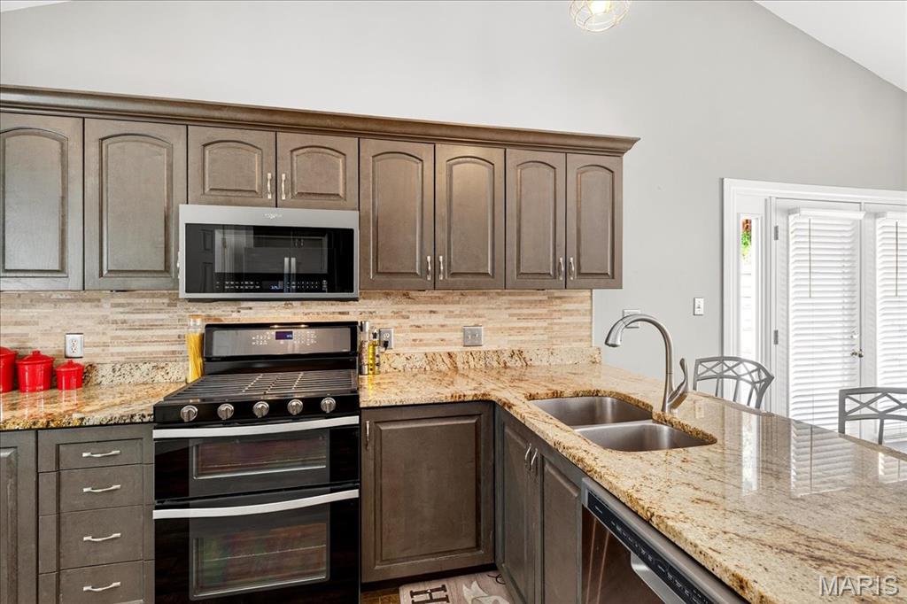 1414 Carriage Bridge Trail