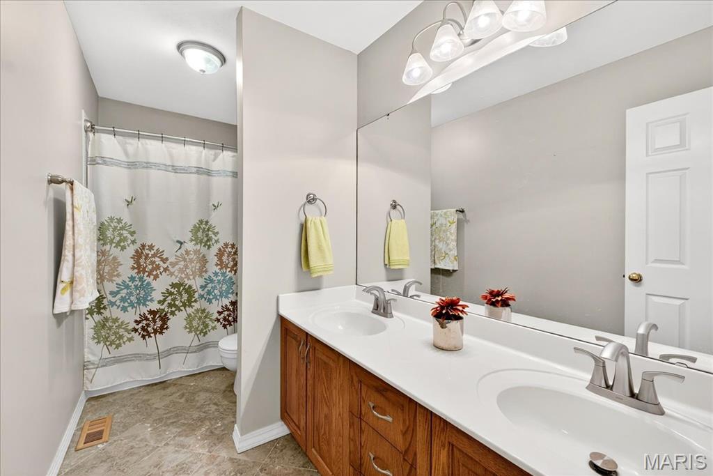 1414 Carriage Bridge Trail