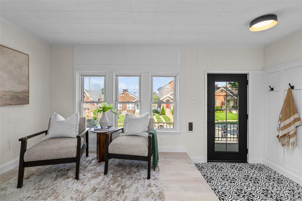 2323 Macklind Avenue