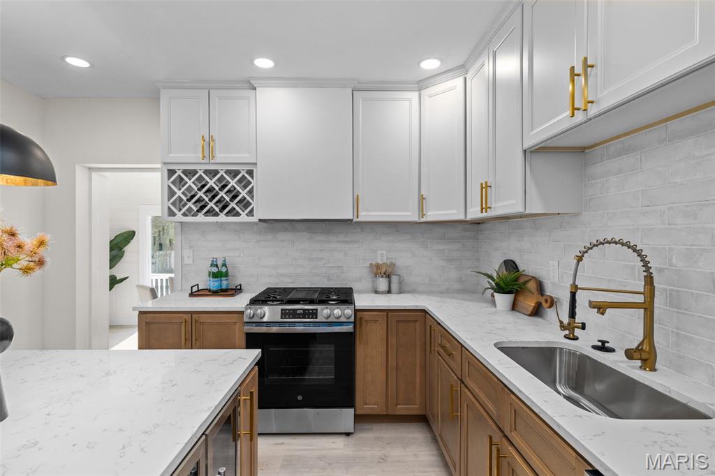 2323 Macklind Avenue