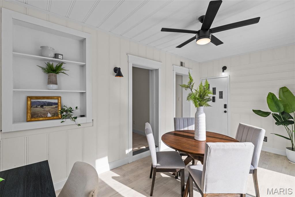 2323 Macklind Avenue