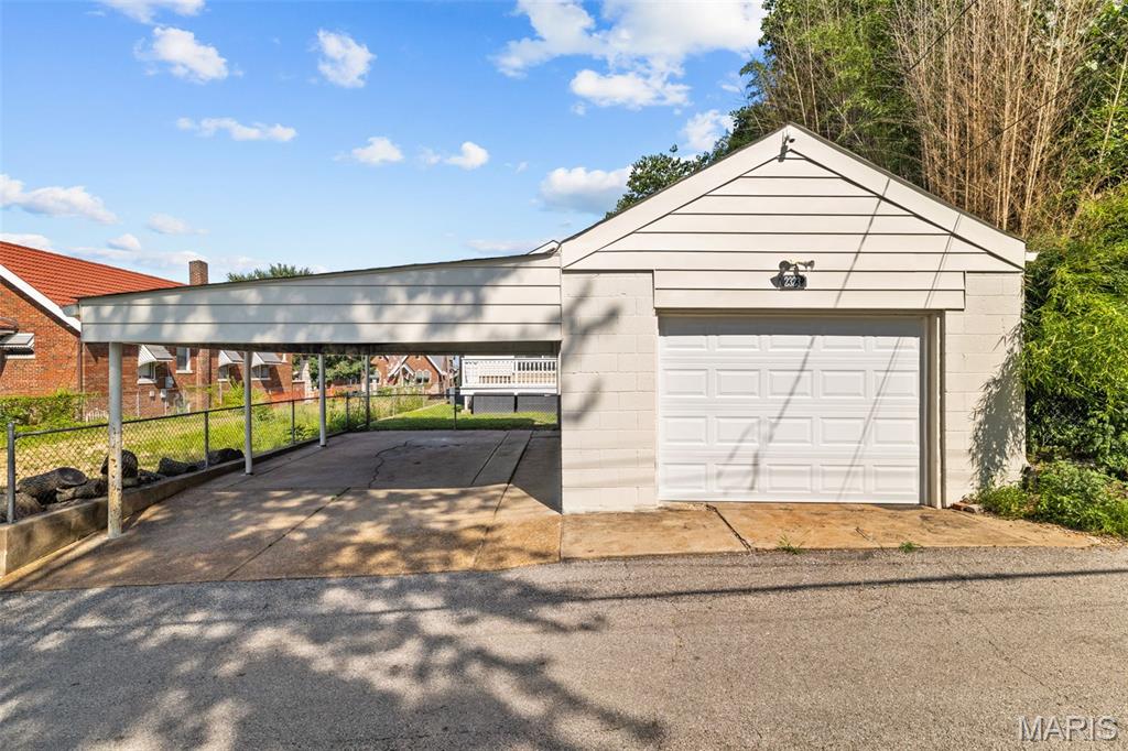 2323 Macklind Avenue