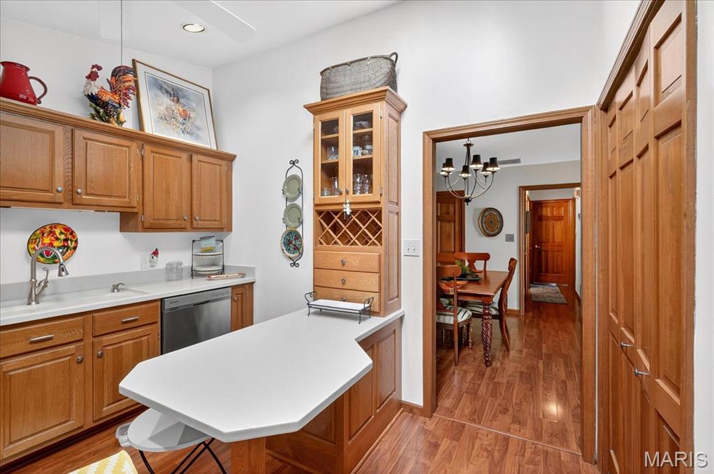 313 Hickory Bend