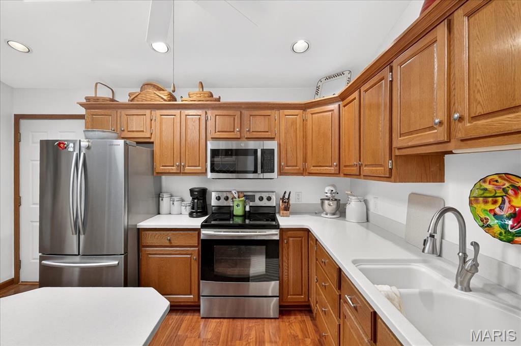 313 Hickory Bend