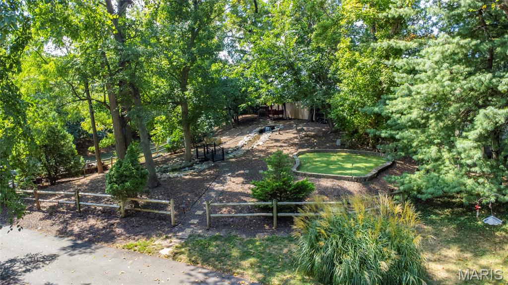 621 Old Riverwoods Lane