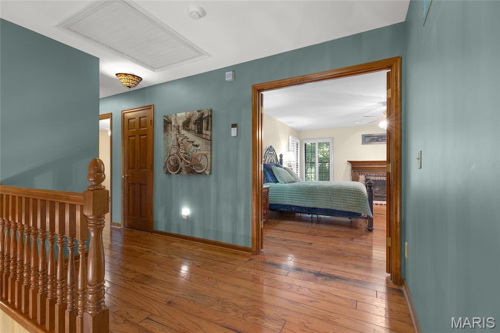 621 Old Riverwoods Lane